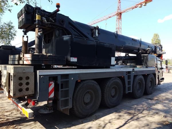 Grove GMK 4100L-1 Mobile Crane