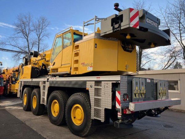 Grove GMK 4100L-2 Mobile Crane