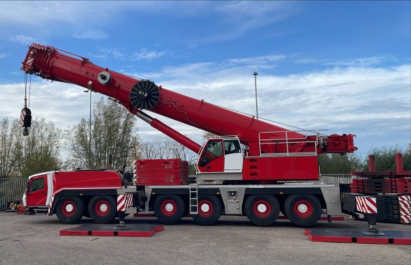 Grove GMK 6300L Mobile Crane
