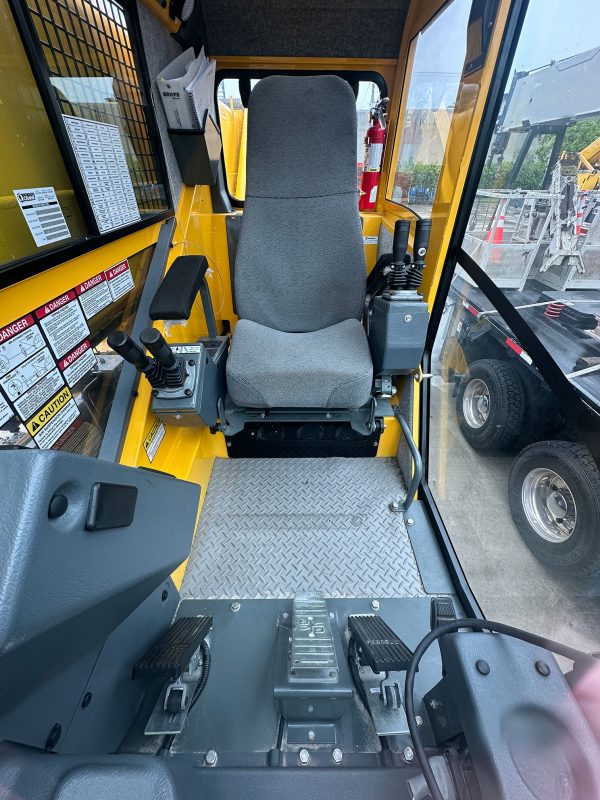 Grove TMS800-E Mobile Crane