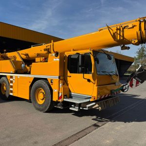 Liebherr LTM1030-2.1 Mobile Crane
