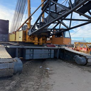 Liebherr LR 1400-2 (2)