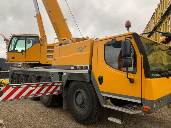 Liebherr LTM 1100-5.2 Mobile Crane