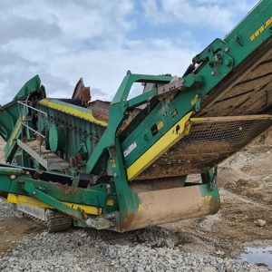 McCloskey R155 Scalping Screen McCloskey R155 Scalping Screen