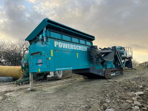Powerscreen Chieftain 1400 Incline Screen