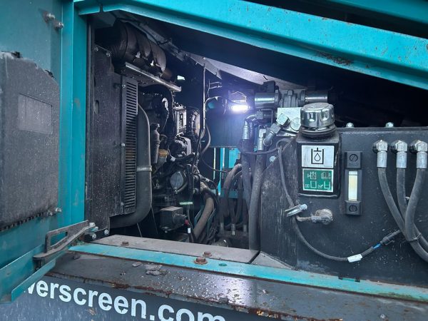 Powerscreen Warrior 1400x Scalping Screen