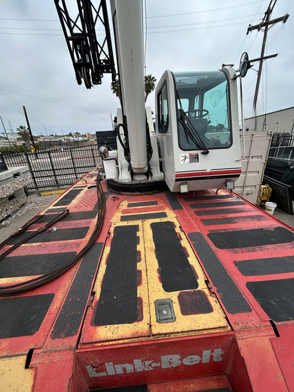 Link-Belt RTC-8090 Mobile Crane Link-Belt RTC-8090 Mobile Crane
