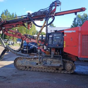 SANDVIK	DC560 Rock Drill