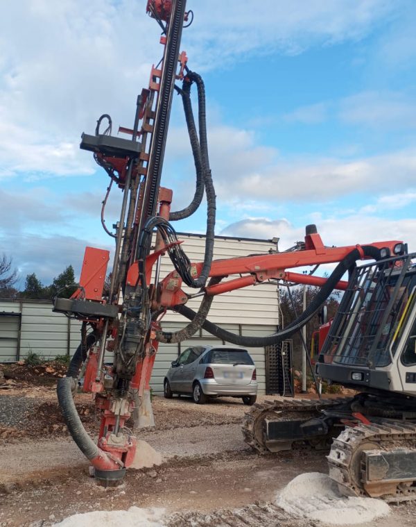Sandvik DX800 Rock Drill Sandvik DX800 Rock Drill