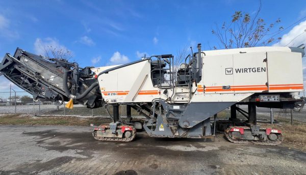 Wirtgen W 210 I Cold Planer