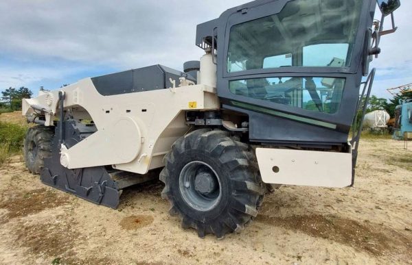 Wirtgen WR 2400 Soil Stabilizer