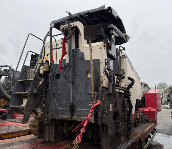 Wirtgen W 120 CFi Road Planer