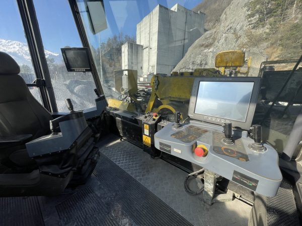 Atlas Copco XE3C Underground Rock Drill Atlas Copco XE3C Underground Rock Drill