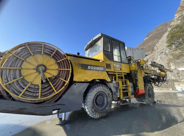 Atlas Copco XE3C Underground Rock Drill Atlas Copco XE3C Underground Rock Drill