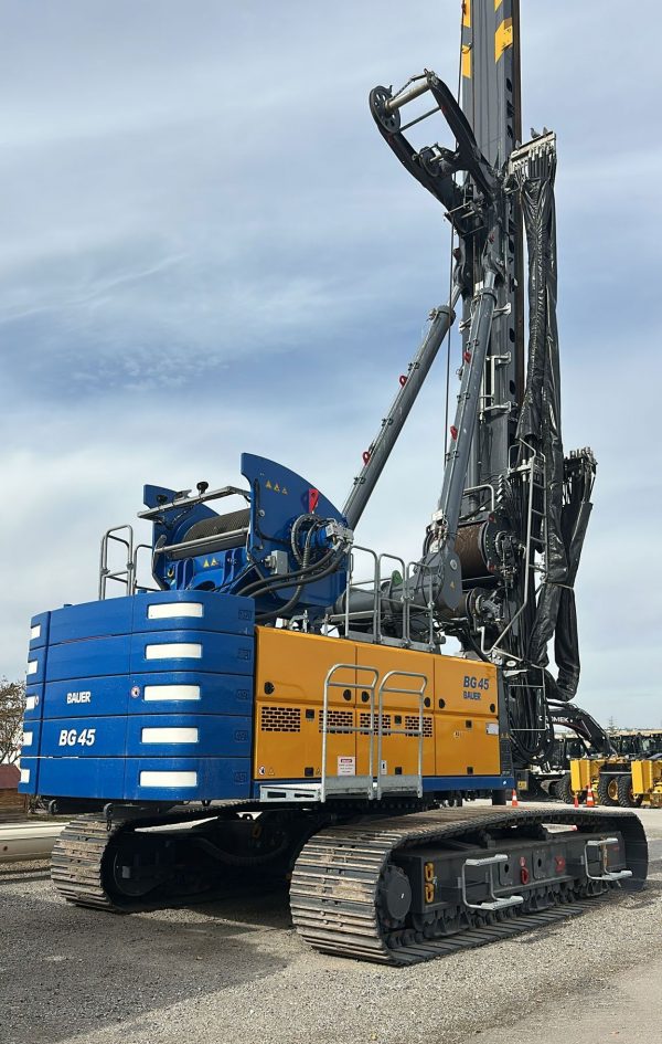 Bauer BG45V Rotary Piling Rig Bauer BG45V Rotary Piling Rig