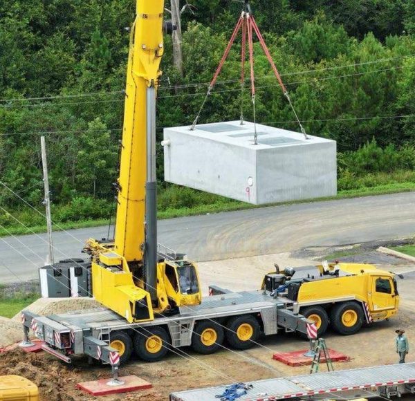 Grove GMK 6300L-1 Mobile Crane