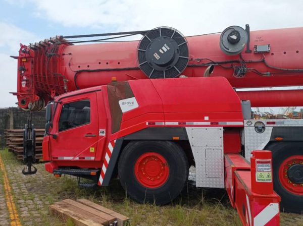 Grove GMK 5250 Mobile Crane Grove GMK 5250 Mobile Crane