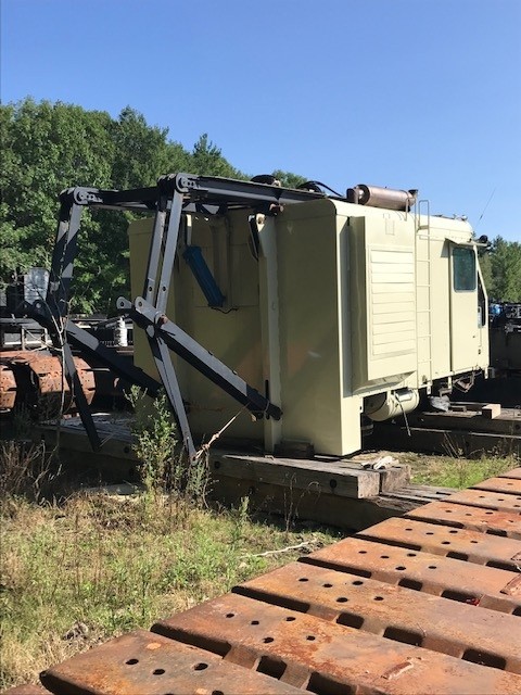 Manitowoc 3900B Crawler Crane Manitowoc 3900B Crawler Crane