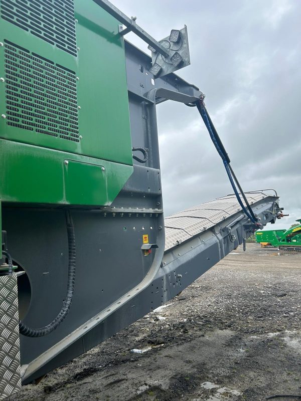 McCloskey C3 Cone Crusher McCloskey C3 Cone Crusher