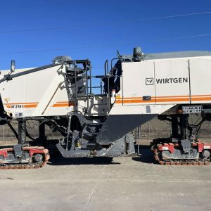 Wirtgen W 210 i Cold Planer Wirtgen W 210 i Cold Planer
