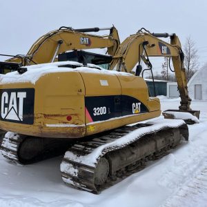 Caterpillar 320D (3)