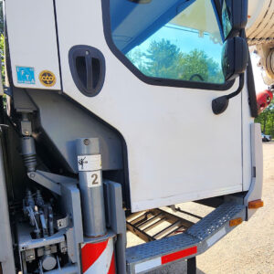 Liebherr LTM 1070-4 (1)