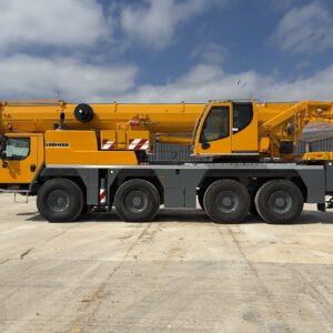 Liebherr LTM1090-4-2 (2)